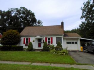 832 E Circle Dr, Vestal, NY 13850