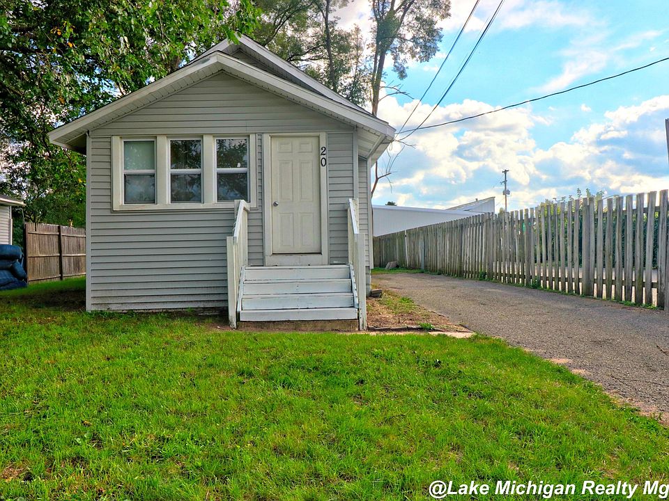 1st image of 20 Abbie St SE