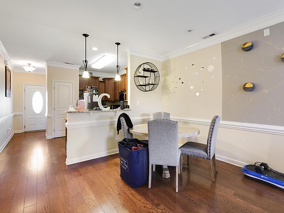 4th image of 1226 Braybrooke Pl
