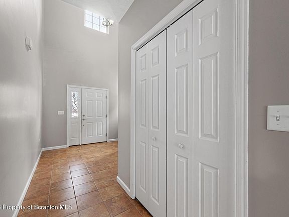 4th image of 344 Shadow Wood Cir