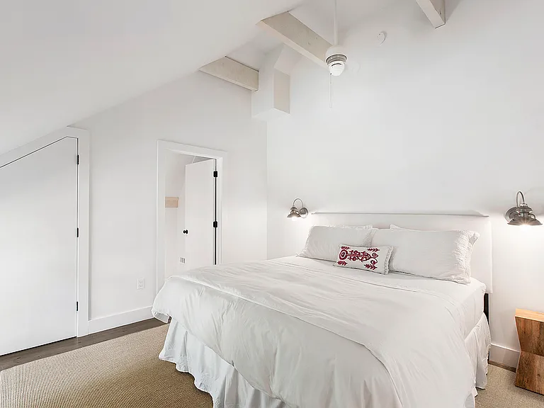 4 Lee Ln — Photo 8