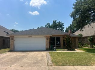 2730 Big Oaks Dr, Garland, TX 75044