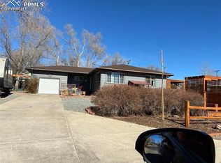 620 Pinon Dr #A, Colorado Springs, CO 80905