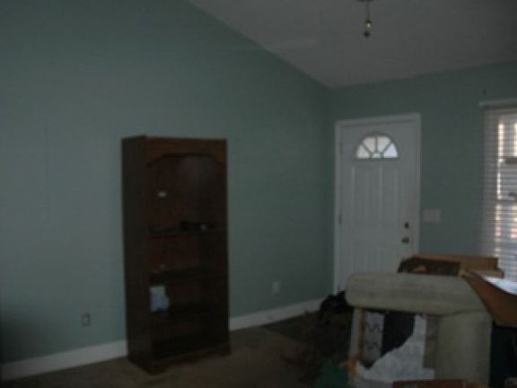 5th image of 5821 Carla Ln