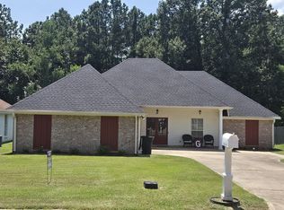 621 Walnut Grove Dr, Pearl, MS 39208