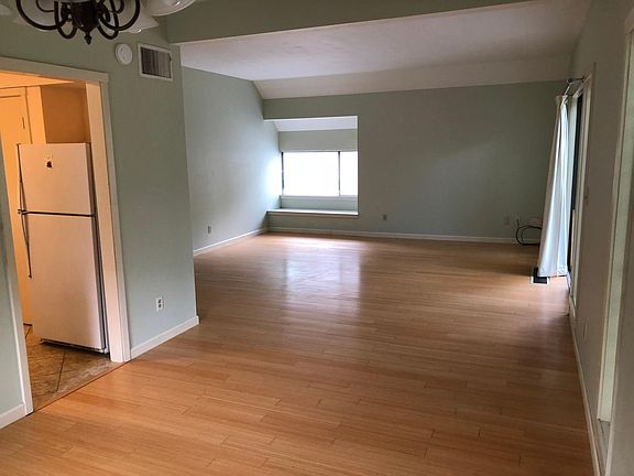 Living room, Dining room