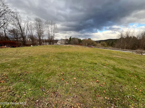 2731 County Route 17, Granville, NY 12832