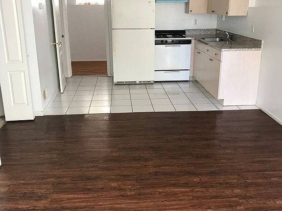 2nd image of 21 Windmill Ct #1F