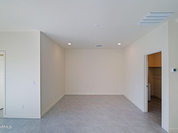 5th image of 2235 W LAURIE Lane