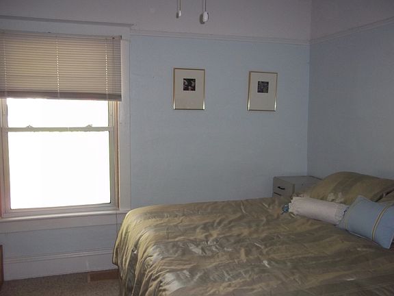 4th image of 439 N State St