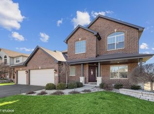 16263 Lakeside Dr, Lockport, IL 60441