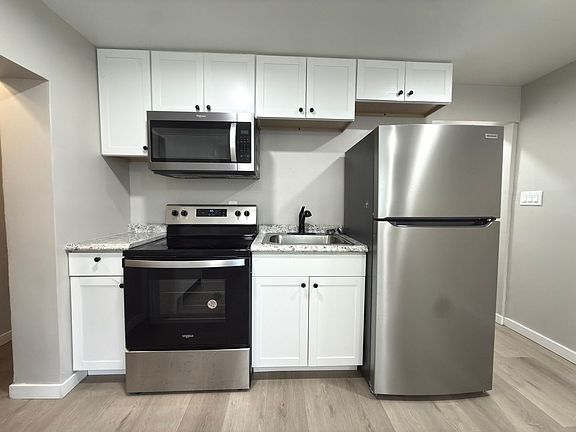 4th image of 638 Greenwood Ave APT 5