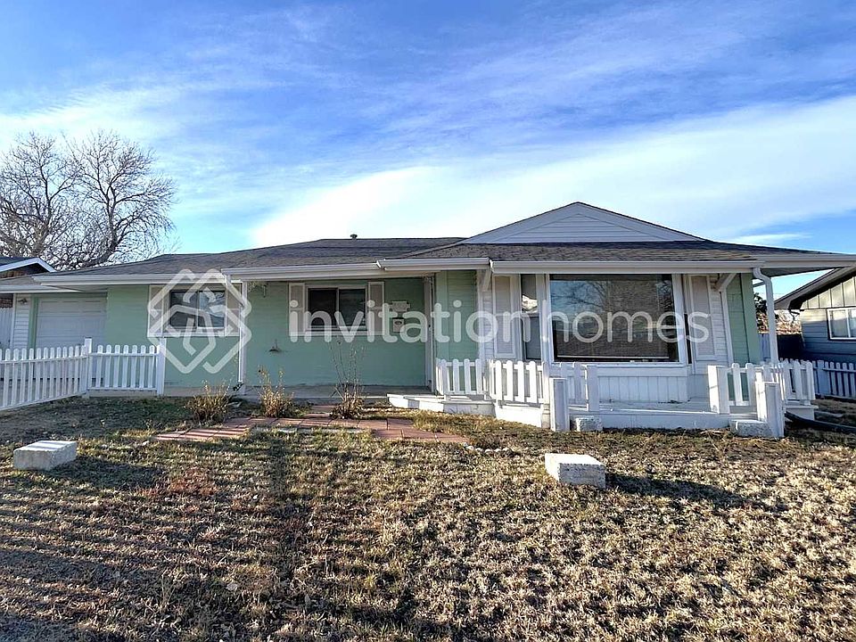 1st image of 820 Essex Dr