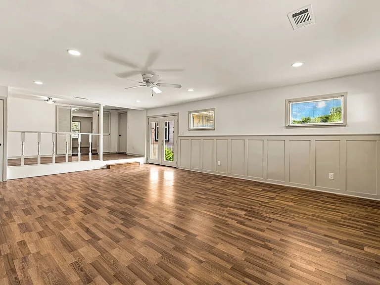 310 Hillcrest Ave — Photo 18