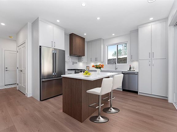 4th image of 3847 Olympian Way