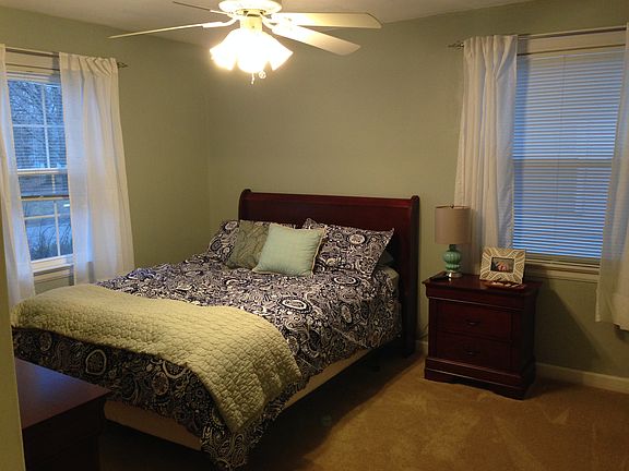 Master Bedroom 13x12