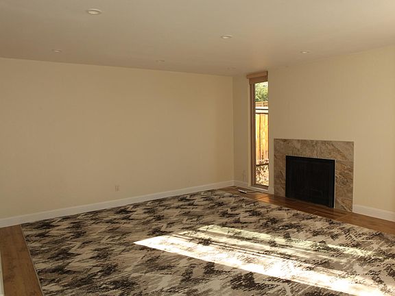 5th image of 1667 Albatross Dr #1667