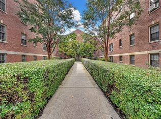 58 Elm St APT 11, Worcester, MA 01609