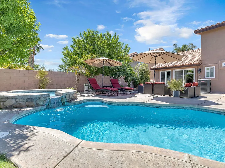 44310 Villeta Dr — Photo 2