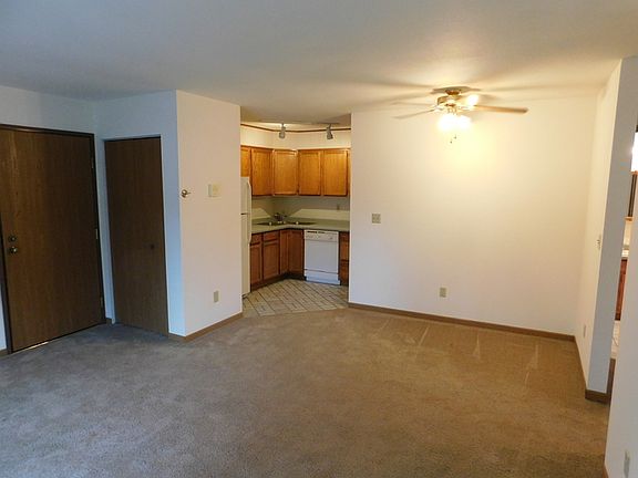 5th image of 261-271 Oakwood Ave #261-05