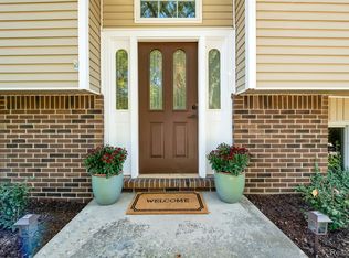 3823 Rohr Rd, Orion, MI 48359