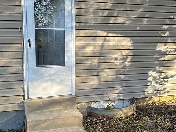 5th image of 10057 Bon Oak Dr