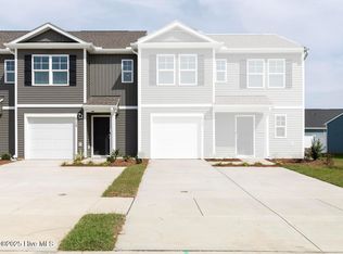 120 N Grassland Rd #TOWNHOUSE 15, Surf City, NC 28445