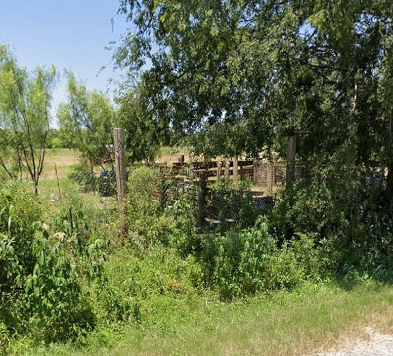 2nd image of 1288 Brown Rd