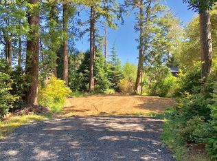 1080 12th St, Port Orford, OR 97465