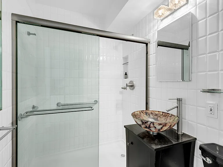 69 5th Ave #3-B — Photo 6