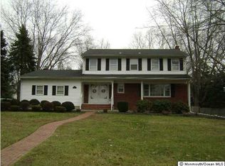 10 Doral Ct, Manalapan, NJ 07726