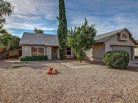 2nd image of 506 S Kenwood Ln