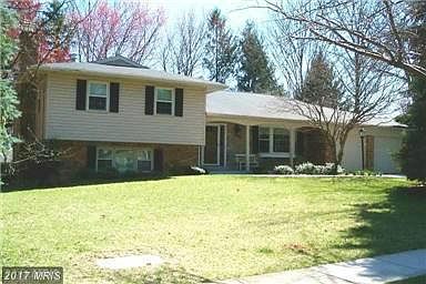 1st image of 2407 Lakevale Dr