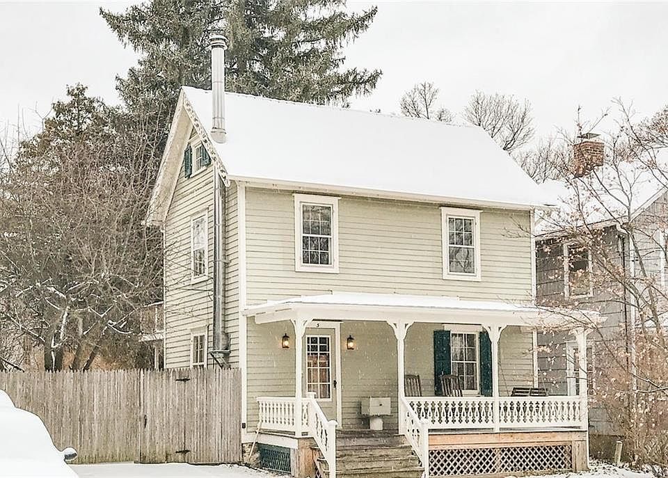 1st image of 5 Academy Ave