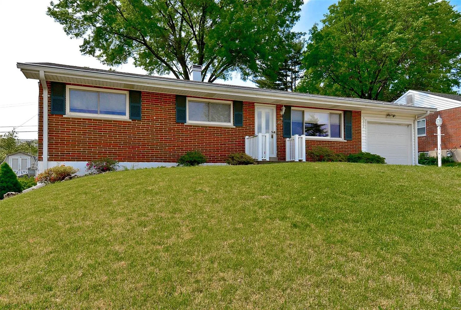 9232 Lurline Dr photo 1