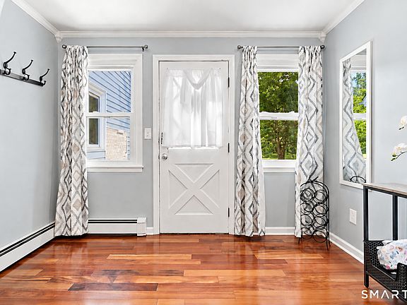 3rd image of 270 Delaware Drive