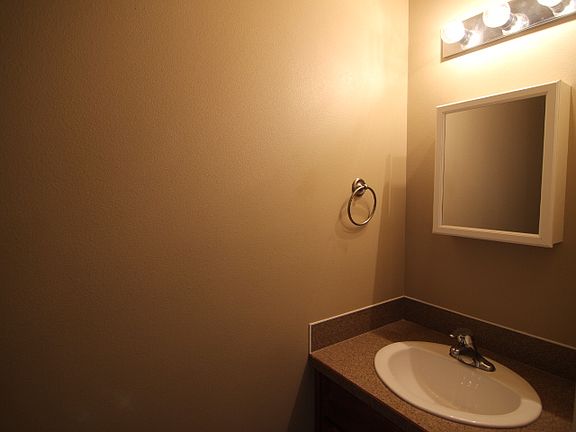3rd image of 3076 Janessa Ln