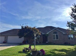 123 Lake Shore Dr, Windsor, MO 65360