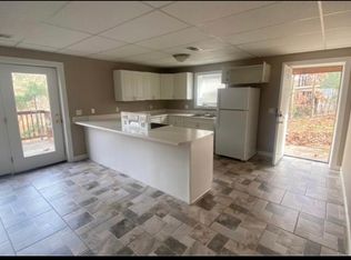 3029 E Van Buren St #B, Eureka Springs, AR 72632