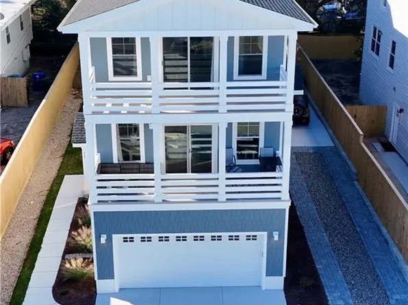4479 Ocean View Ave, Virginia Beach, VA 23455