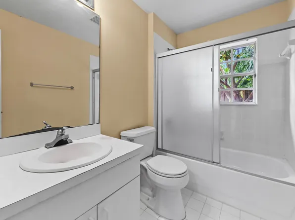 12207 Brisbane Lane, Wellington, FL 33414