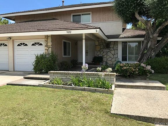 2nd image of 9892 Beechwood Cir