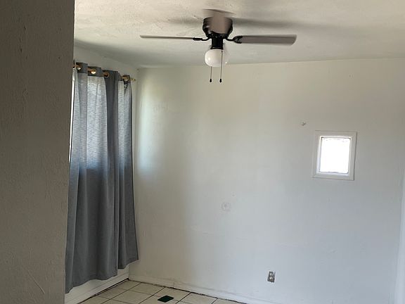 3rd image of 4617 N Merced Ave