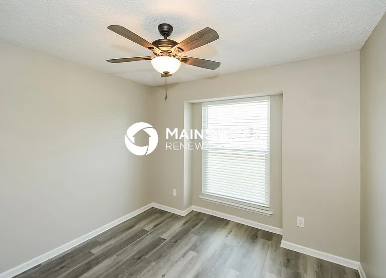 3652 Wilson Blvd W — Photo 13