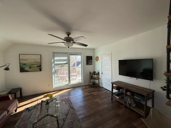 1423 12th Ave NE Unit 2, Minneapolis, MN 55413