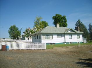 208 Fonner St, Endicott, WA 99125