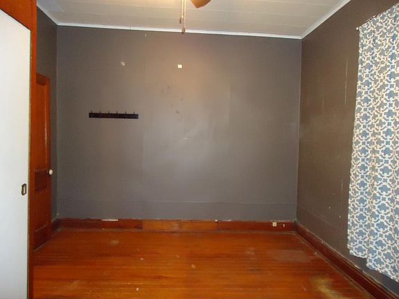 4th image of 511 W #S