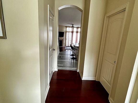 4th image of 340 Modesta Rd