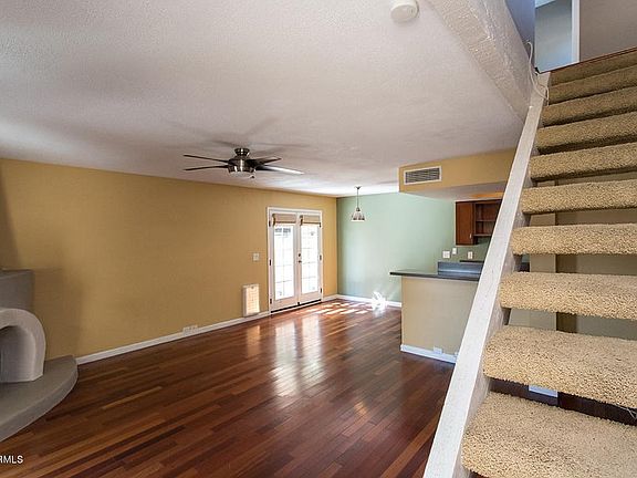 1101 E North Ln Unit 2-4