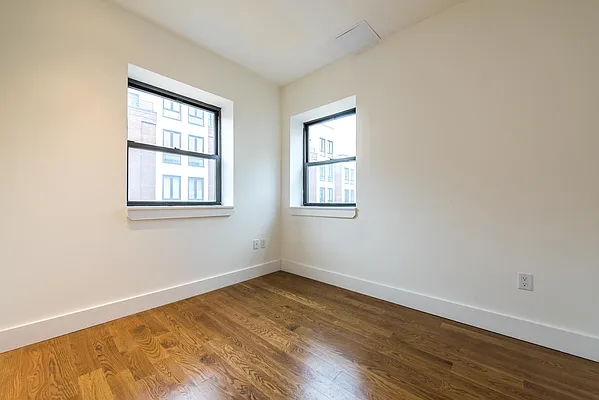 Rented by Nooklyn NYC LLC | media 194